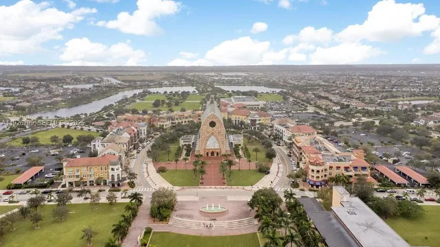 $2,000 | 5377 Cameron Drive, Unit 5377, Ave Maria, FL 34142