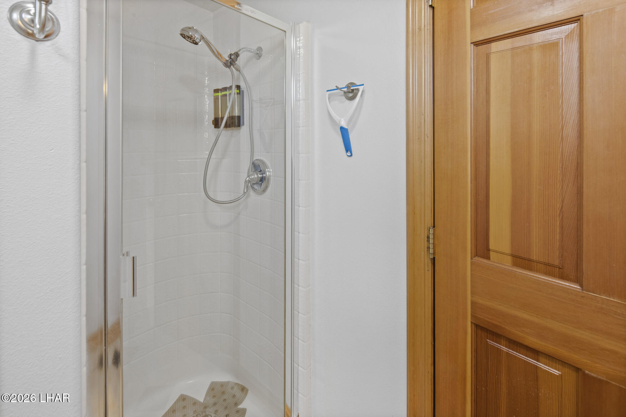 7870 Riverside Drive Parker, AZ 85344 - Photo 46 of 88 a bathroom with a shower