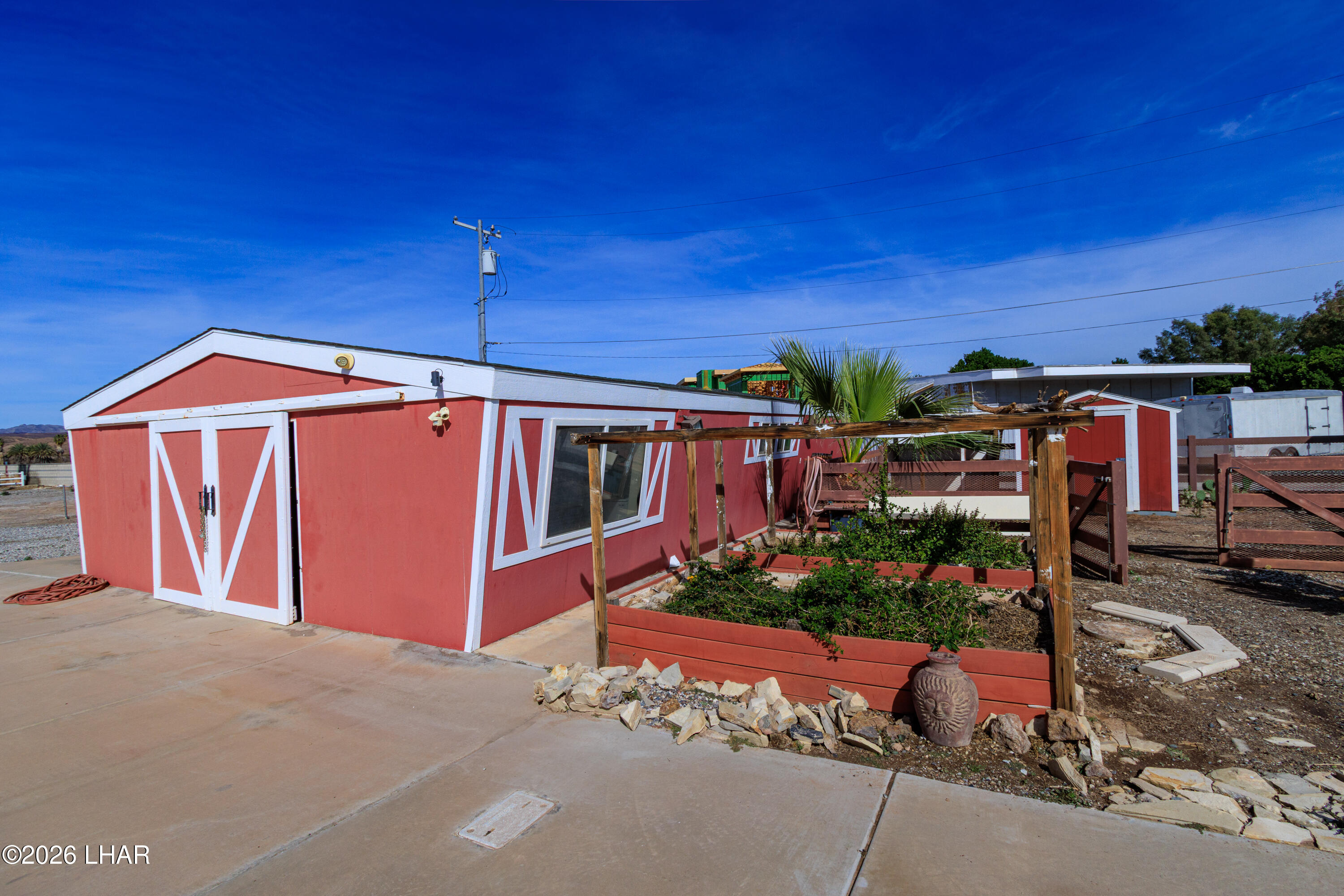 7870 Riverside Drive Parker, AZ 85344 - Photo 73 of 88 Work Shop