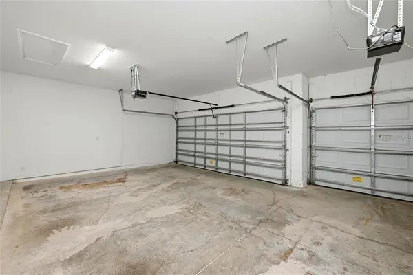 $2,600 | 575 Avila Place, Howey-in-the-Hills, FL 34737