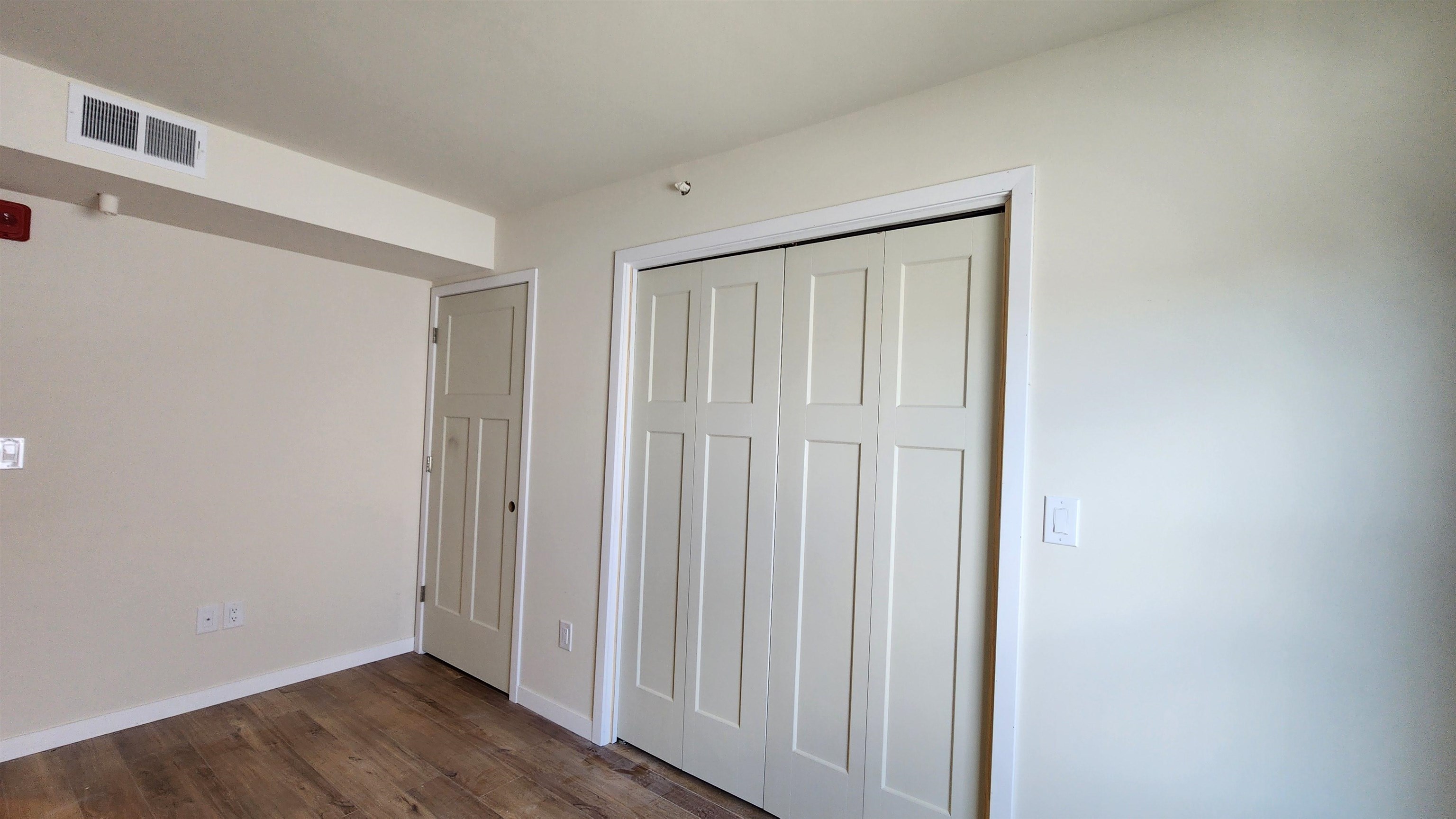 908 East Gorham Street, Unit 2 Madison, WI 53703 - Photo 6 of 18