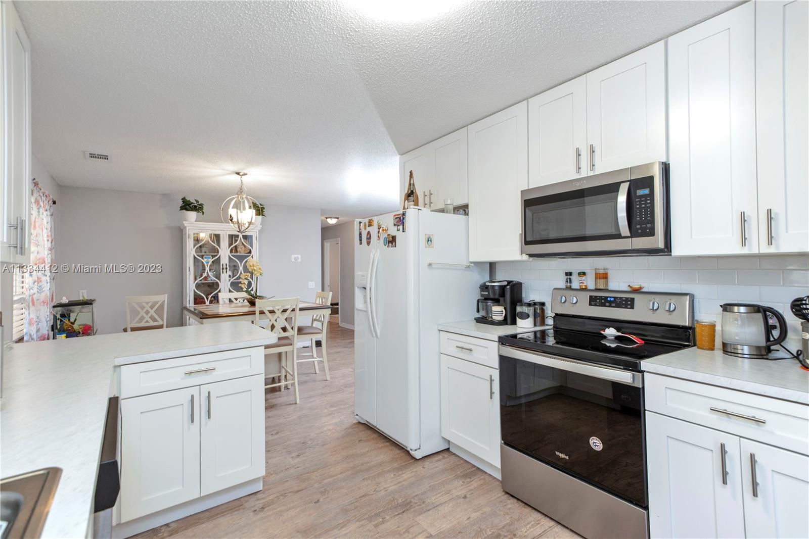 2954 North County Road Lake Panasoffkee, FL 33538 - Photo 14 of 30