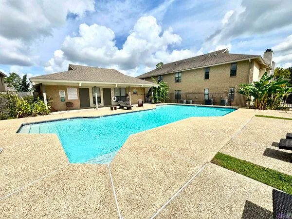 $1,180 | 5212 Butter Creek Lane, Unit 3, Baton Rouge, LA 70809