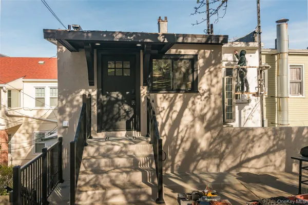 a view of a house with street