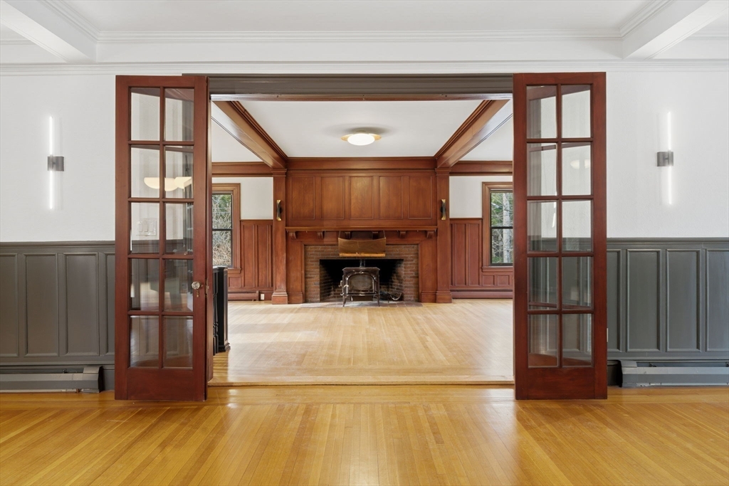 2 Ocean Avenue Swampscott, MA 01907 - Photo 14 of 42