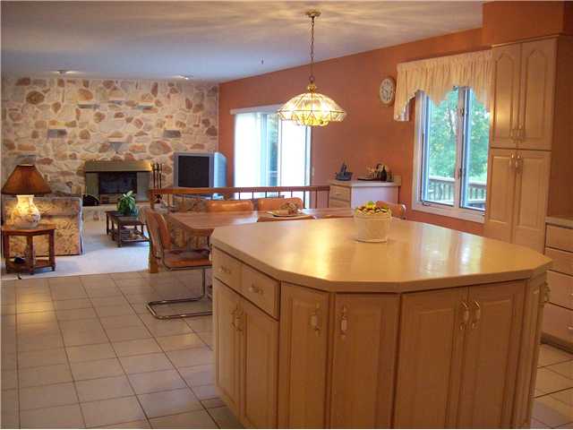 400 Embury Road Penfield, NY 14625 - Photo 1 of 1 Kitchen. Freshly Painted....JUST MOVE IN!