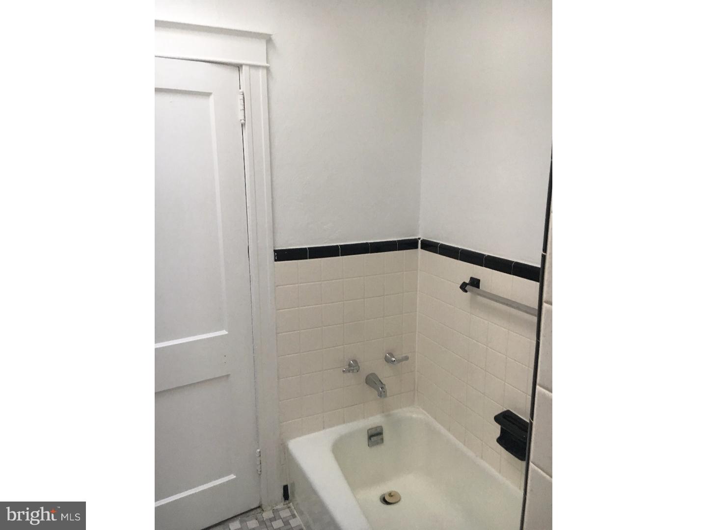 52 Lamport Road Upper Darby, PA 19082 - Photo 14 of 16 Bathroom