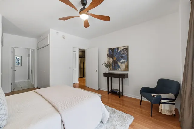 $349,000 | 600 North Dearborn Street, Unit 809, Chicago, IL 60654