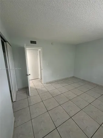 $2,095 | 8101 Southwest 73rd Avenue, Unit 1, Miami, FL 33143