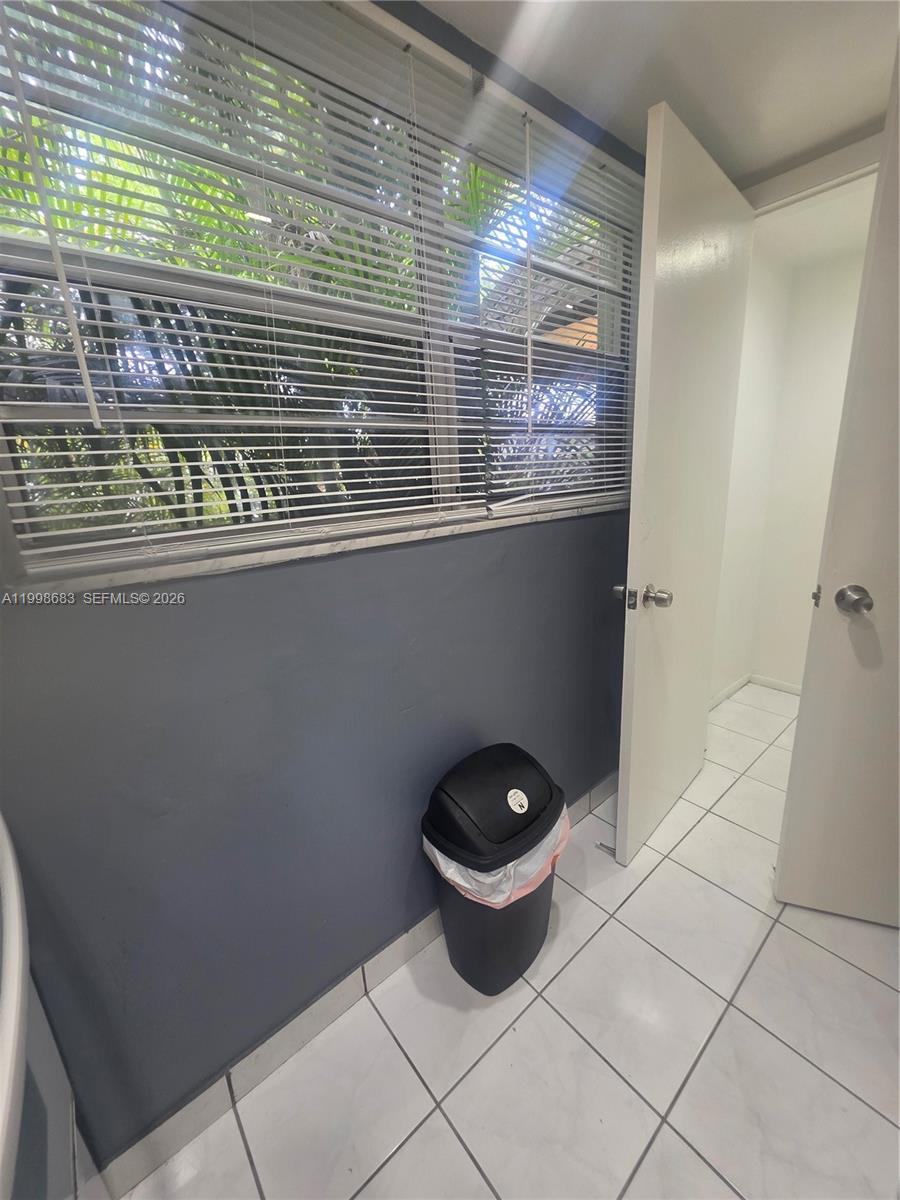 8101 Southwest 73rd Avenue, Unit 1 Miami, FL 33143 - Photo 22 of 52