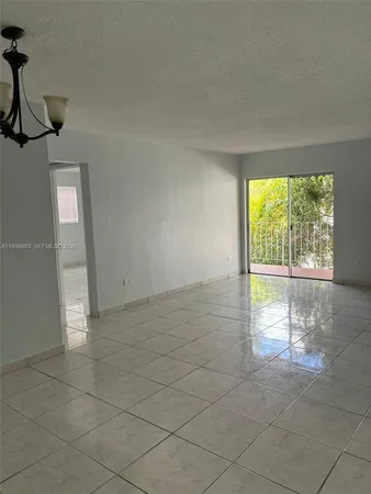 $2,095 | 8101 Southwest 73rd Avenue, Unit 1, Miami, FL 33143