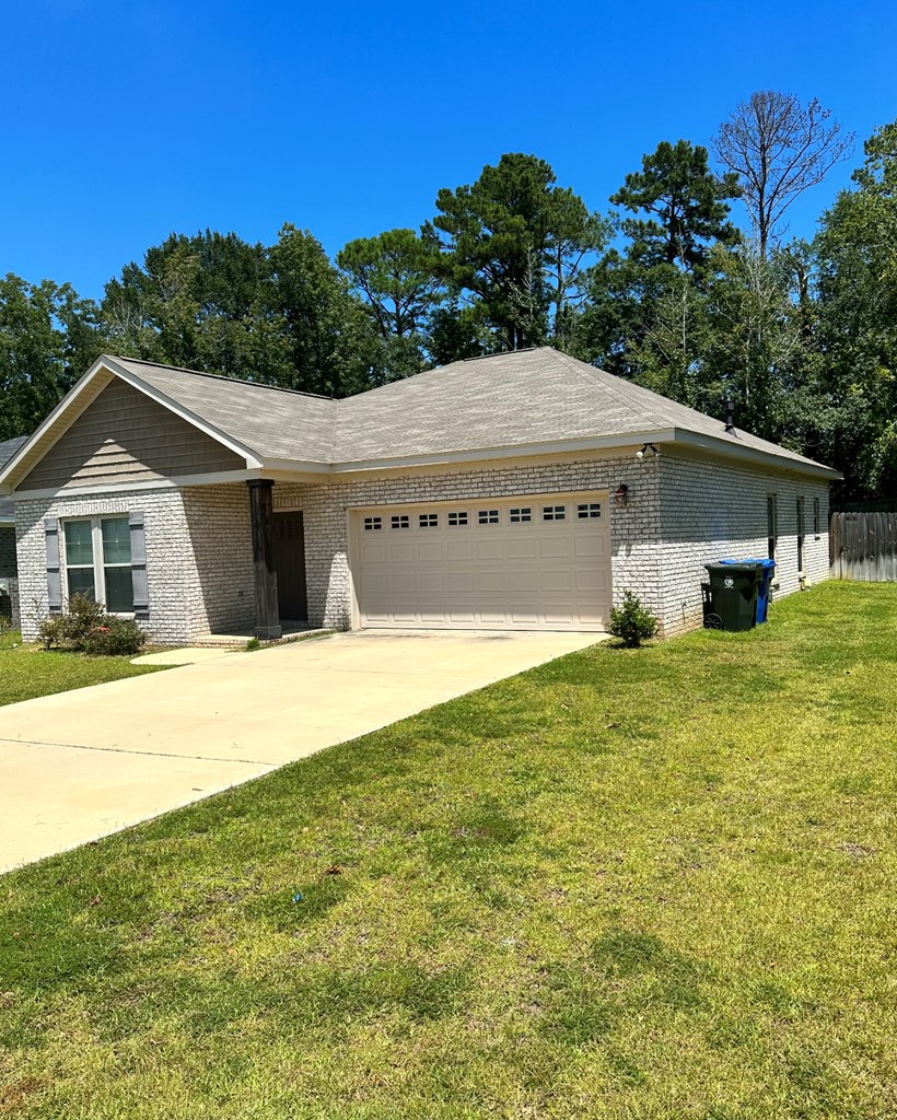 503 Cotton Ridge Lane Dothan, AL 36301 - Photo 2 of 21