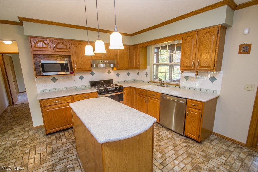 3375 Marsh Road Stow, OH 44224 - Photo 9 of 32