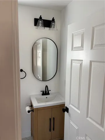 $2,800 | 1003 East Colton Avenue, Redlands, CA 92374