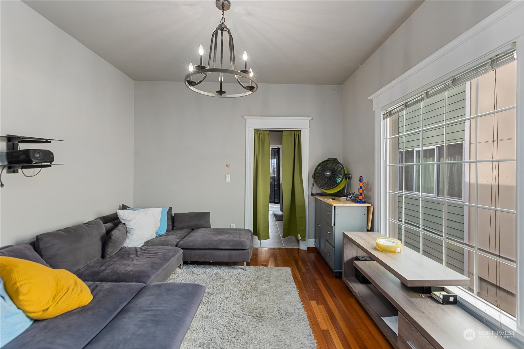 941 North 80th Street Seattle, WA 98103 - Photo 9 of 30 Gallery Image 9