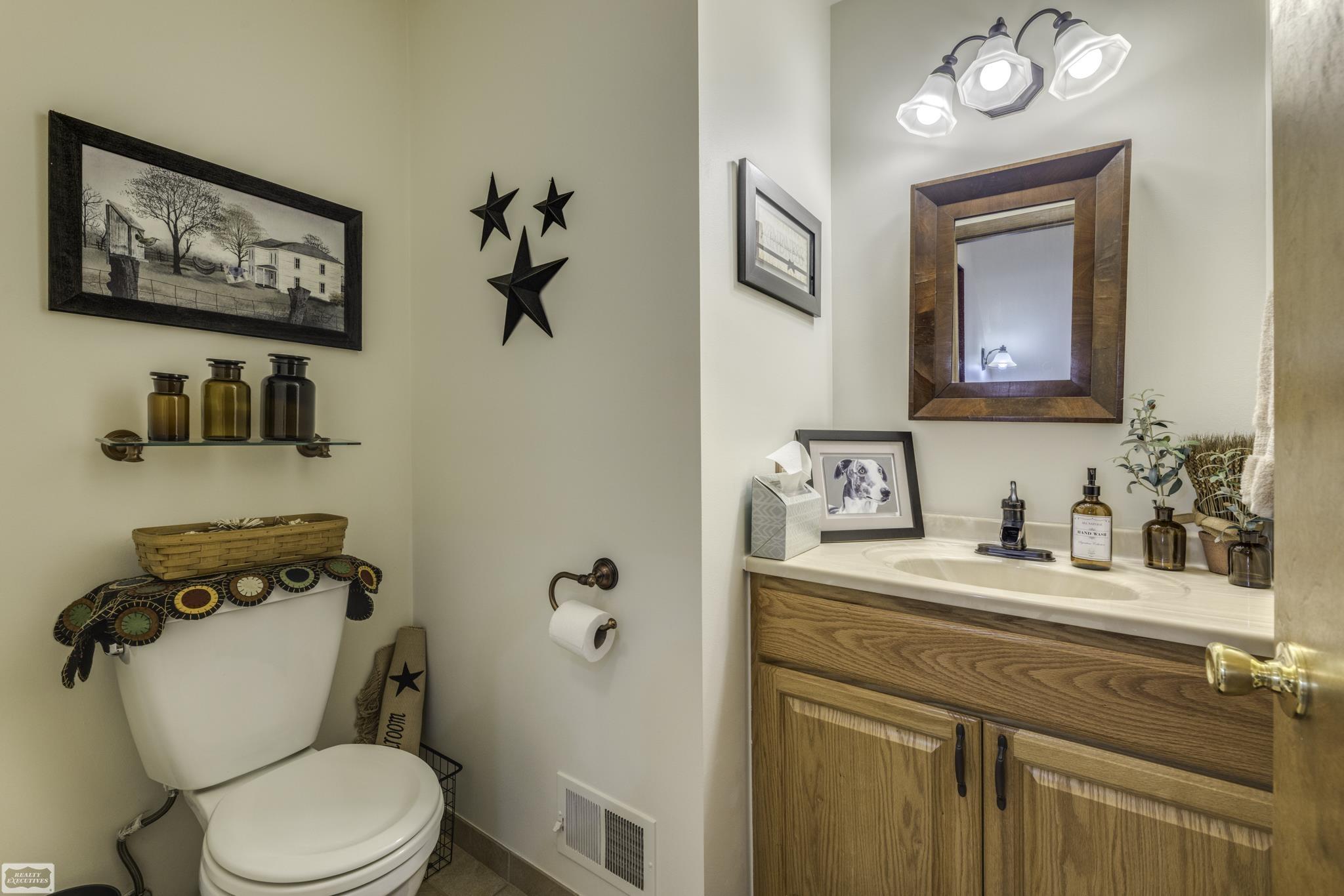 4564 Hagerman Road Leonard, MI 48367 - Photo 13 of 50 50170103-d8c3b7e2-bd92-4af0-a84e-0d00bc88fe73.JPG