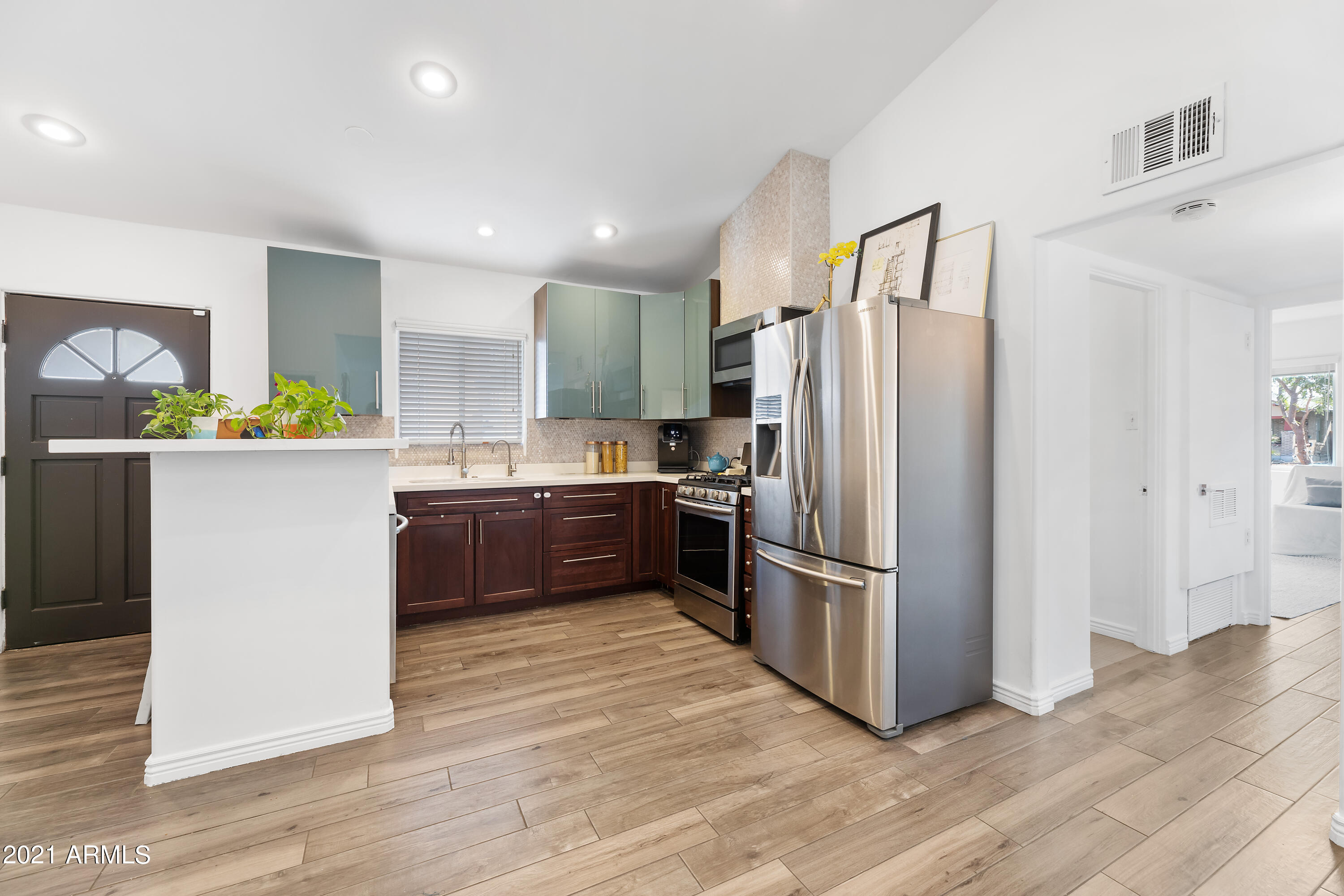 908 East Coronado Road Phoenix, AZ 85006 - Photo 9 of 26 Kitchen