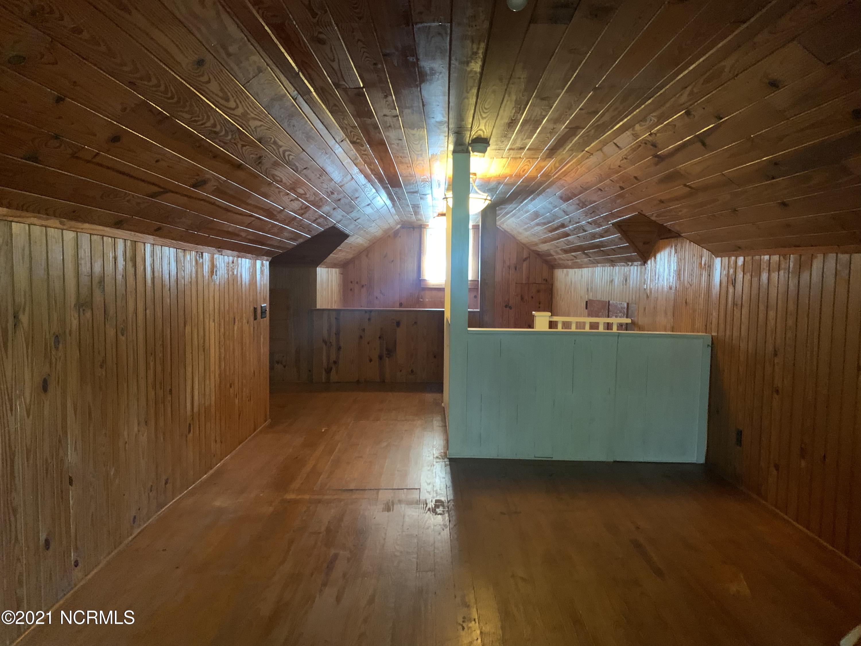 1017 Nicholson Street Washington, NC 27889 - Photo 13 of 27 Additional space in walk up attic