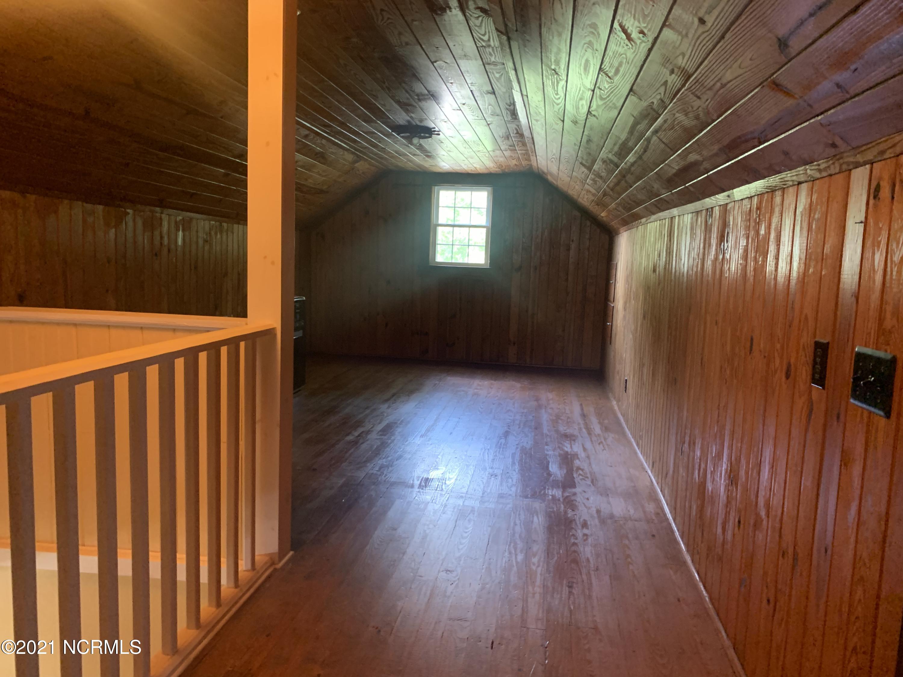 1017 Nicholson Street Washington, NC 27889 - Photo 14 of 27 48F7F835-7C4A-4149-9BEB-B3DD0A62EE09