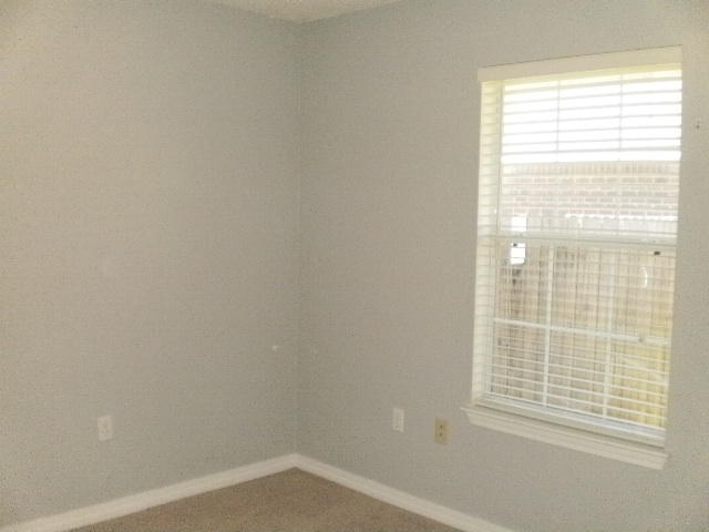 27 Beacon Way Santa Rosa Beach, FL 32459 - Photo 18 of 22 a small space with a window