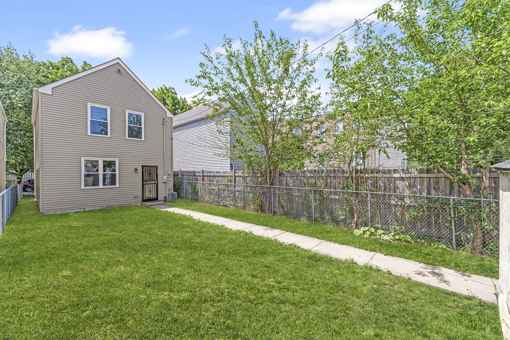 1835 South Ridgeway Avenue Chicago, IL 60623 - Photo 22 of 28