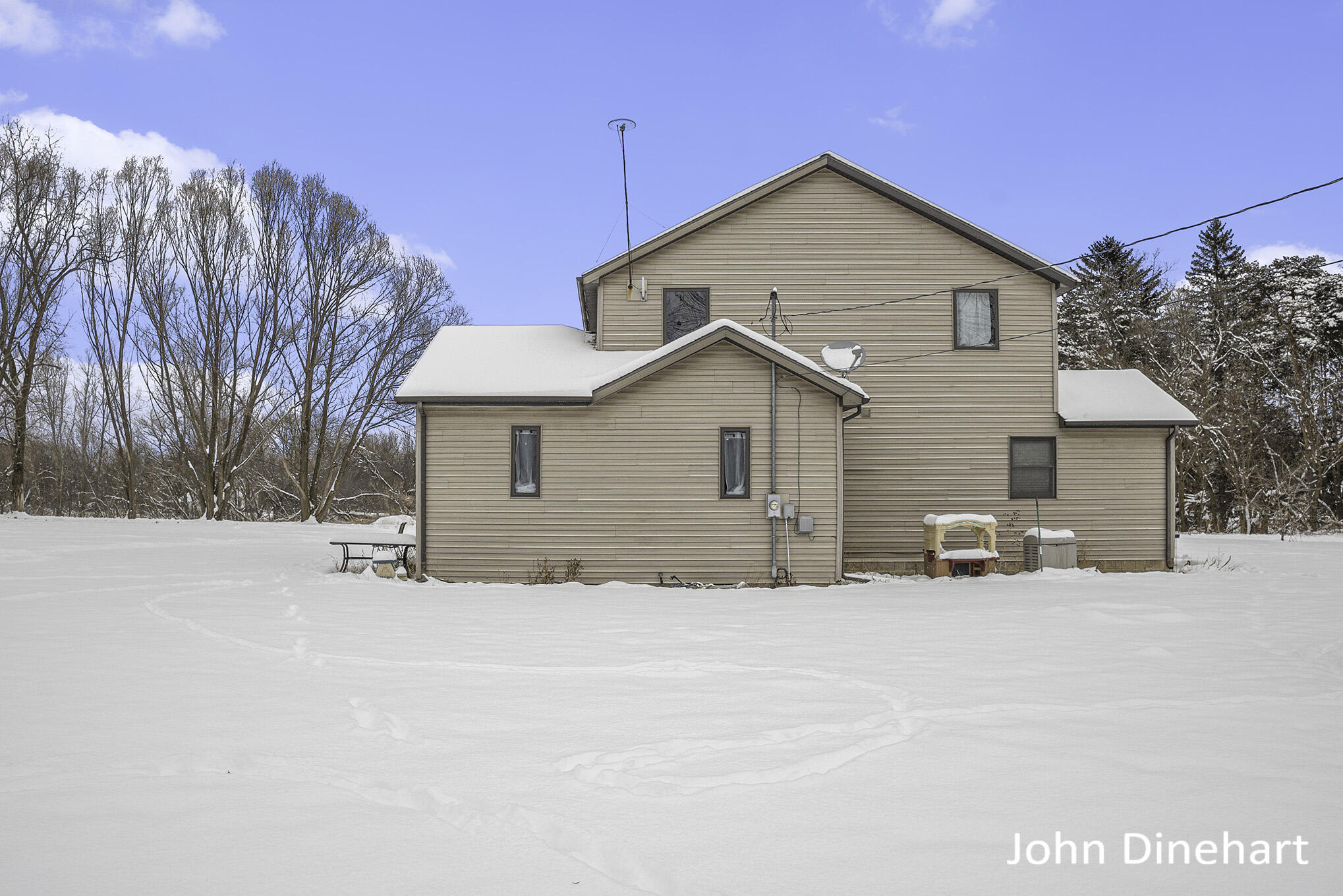 1101 Haynor Road Ionia, MI 48846 - Photo 2 of 35 212A7798