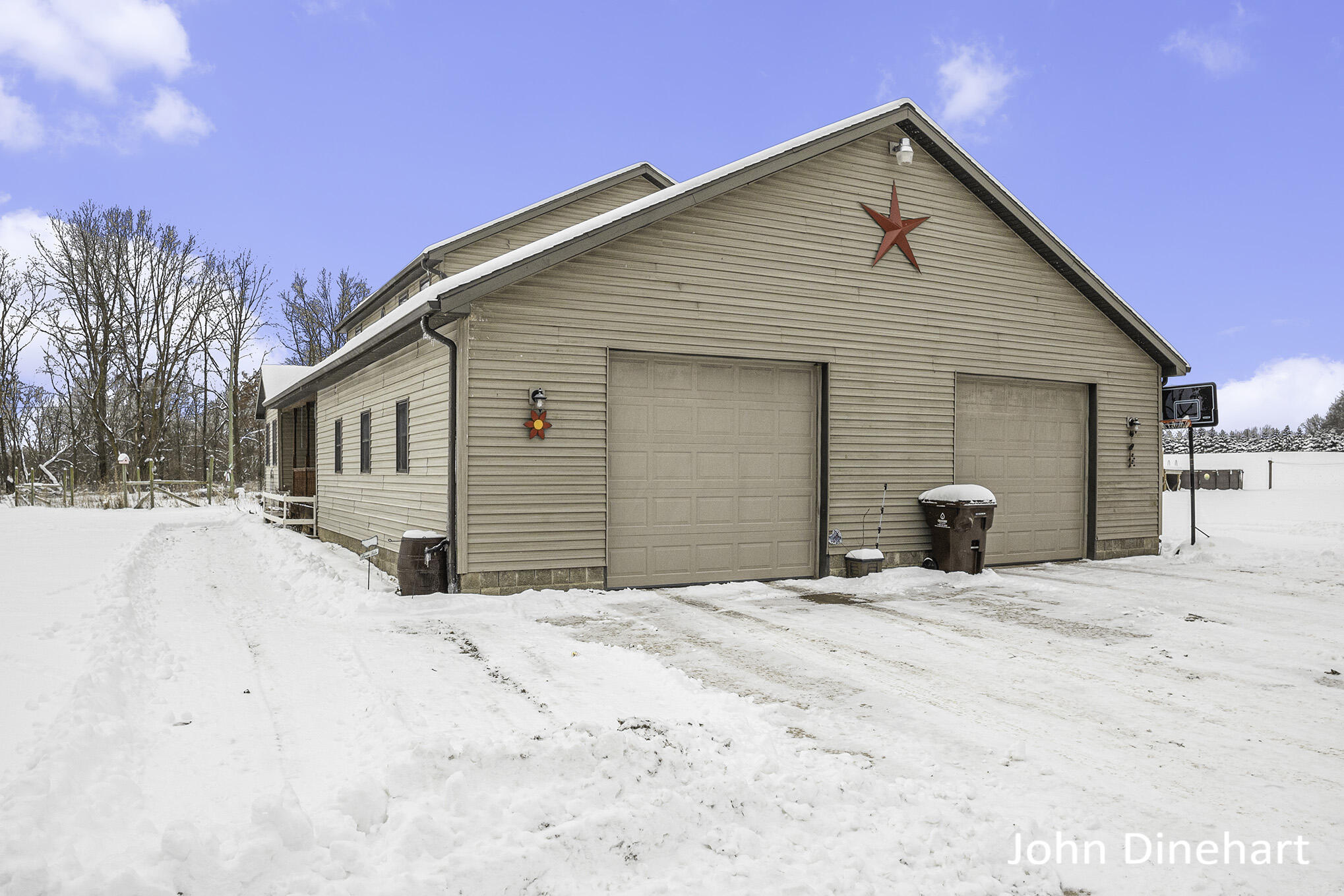 1101 Haynor Road Ionia, MI 48846 - Photo 4 of 35 212A7801