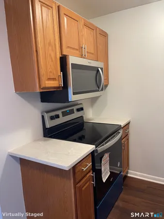 $1,775 | 45 Monroe Street, Unit B2, Bridgeport, CT 06605