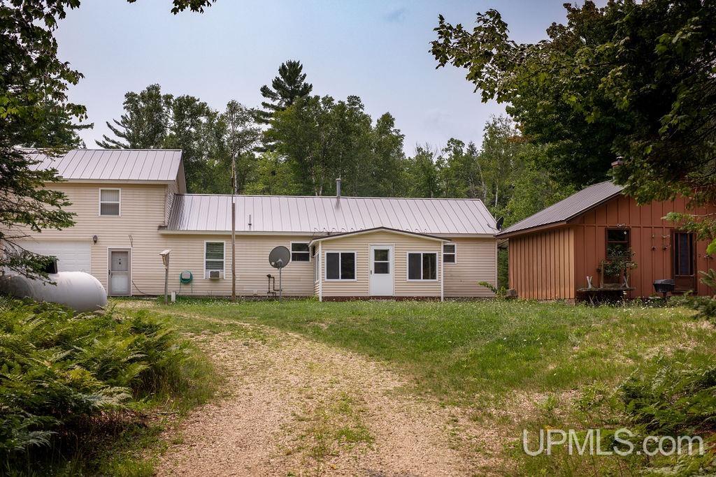 5171 North River Road Manistique, MI 49854 - Photo 4 of 94 Gallery Image 4