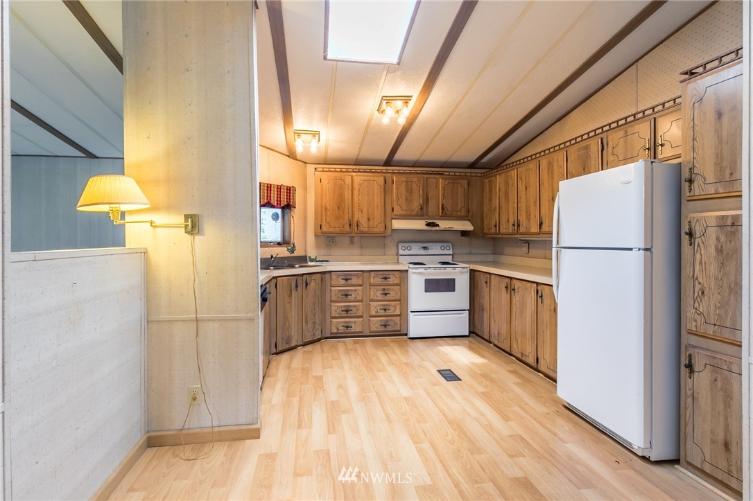 23909 7th Place West Bothell, WA 98021 - Photo 14 of 37