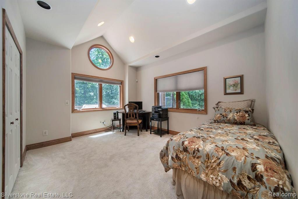 1913 Arthurs Way Rochester Hills, MI 48306 - Photo 38 of 61