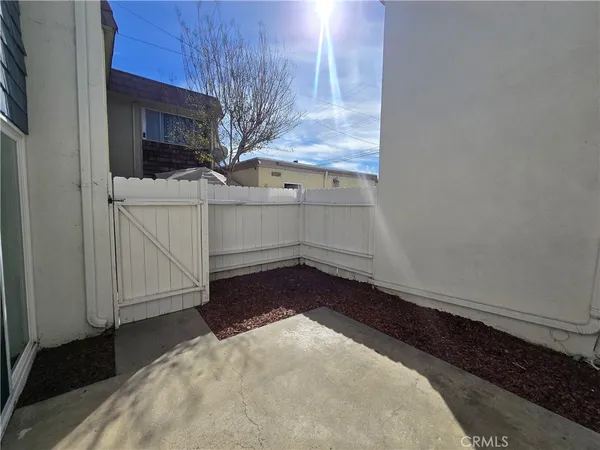 $2,995 | 4862 Kona Drive, Unit C, Huntington Beach, CA 92649