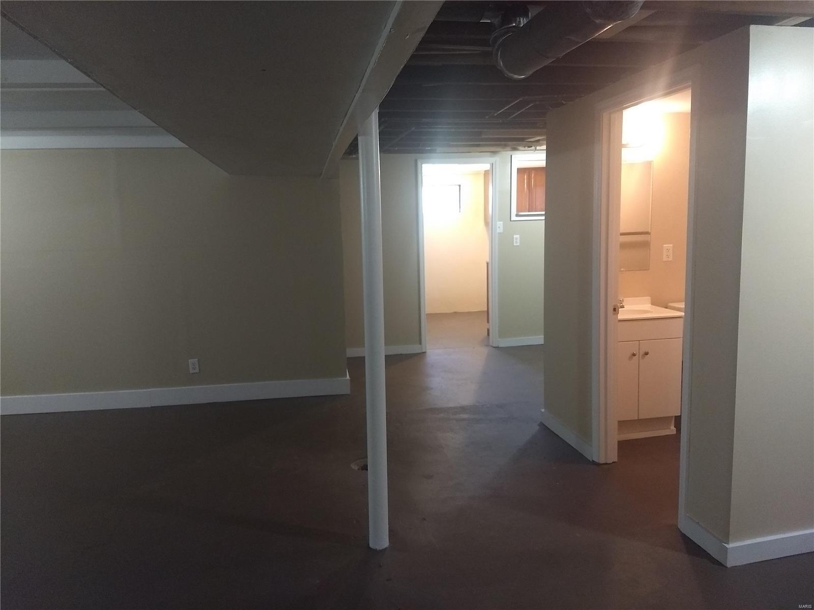 9849 Breckenridge Road St. Ann, MO 63074 - Photo 15 of 27 Gallery Image 15
