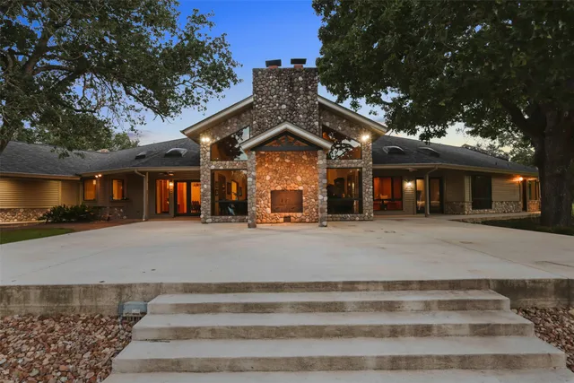 $2,499,999 | 1433 McGill Lane, Bryan, TX 77808