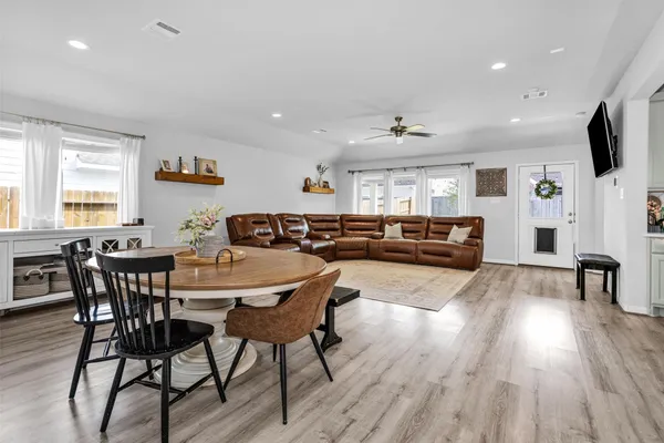 $450,000 | 2375 Hagerman Road, Conroe, TX 77384