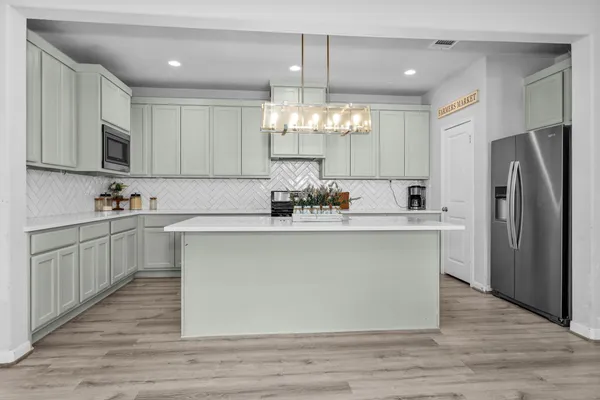 $450,000 | 2375 Hagerman Road, Conroe, TX 77384