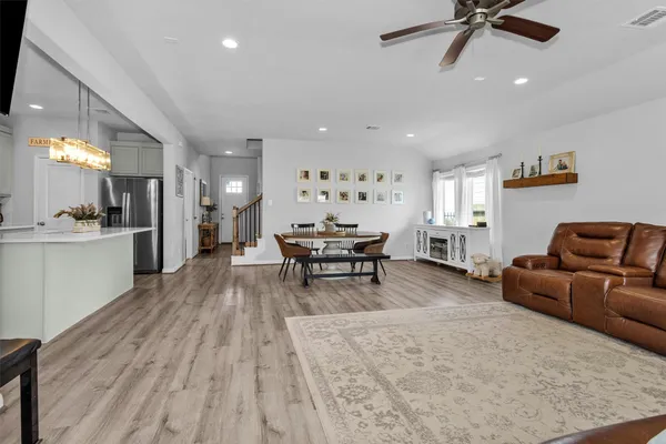 $450,000 | 2375 Hagerman Road, Conroe, TX 77384