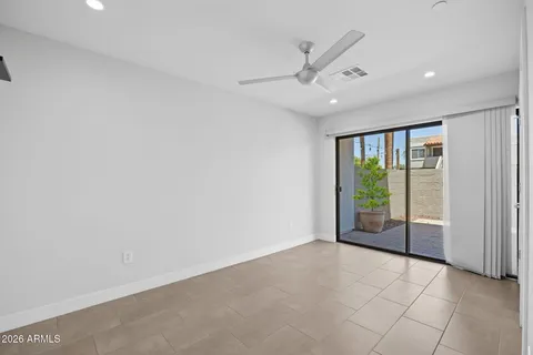 $829,000 | 3233 North 70th Street, Unit 1023, Scottsdale, AZ 85251