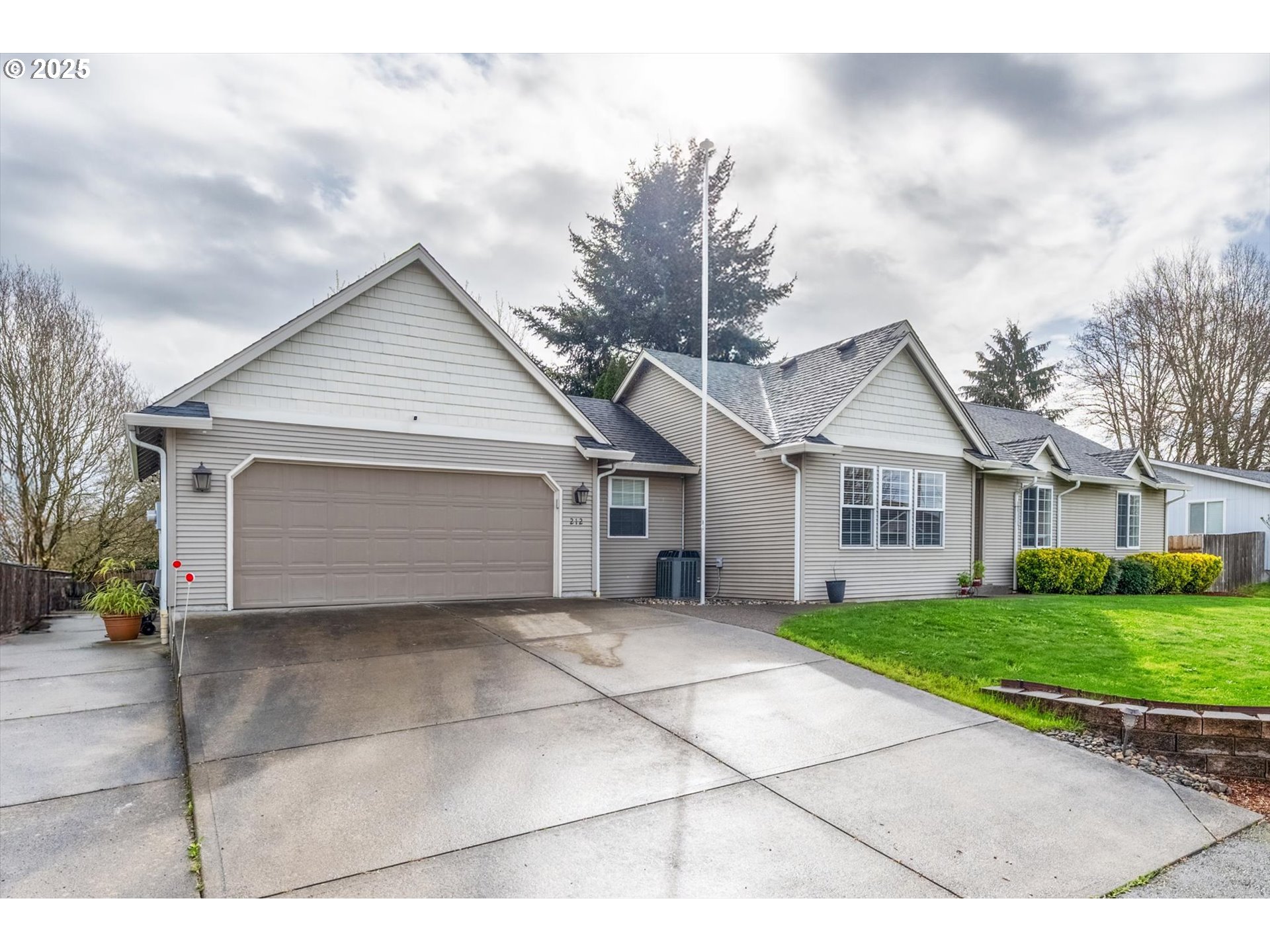 212 Gun Club Road Woodland, WA 98674 - Photo 2 of 39 Gallery Image 2