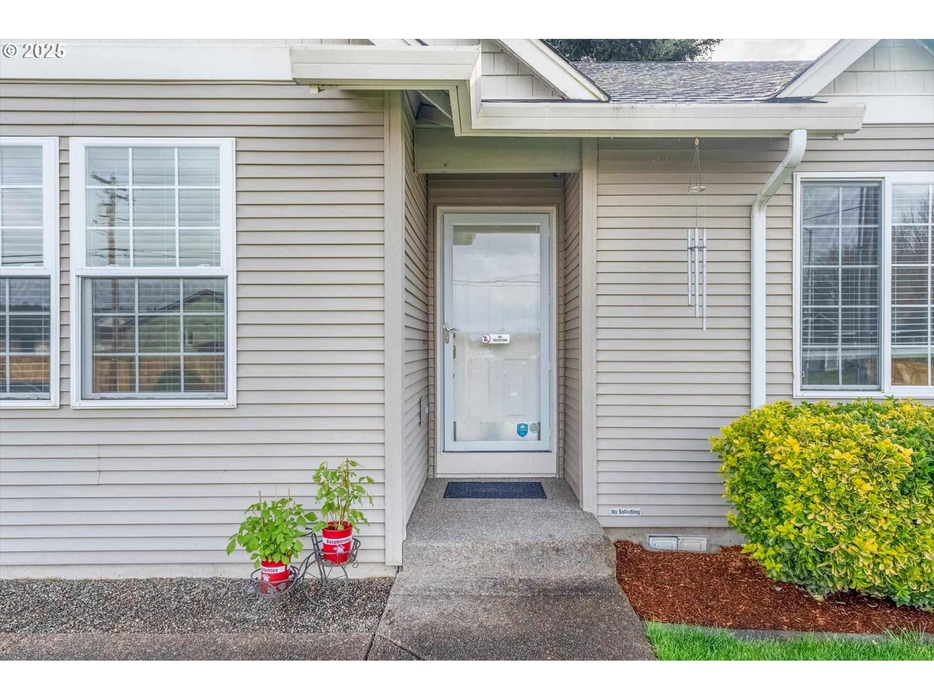 212 Gun Club Road Woodland, WA 98674 - Photo 5 of 39 Gallery Image 5