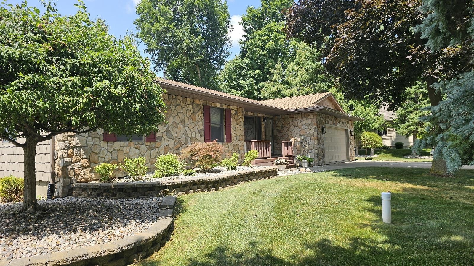 5655 Rough Court Gladwin, MI 48624 - Photo 3 of 23