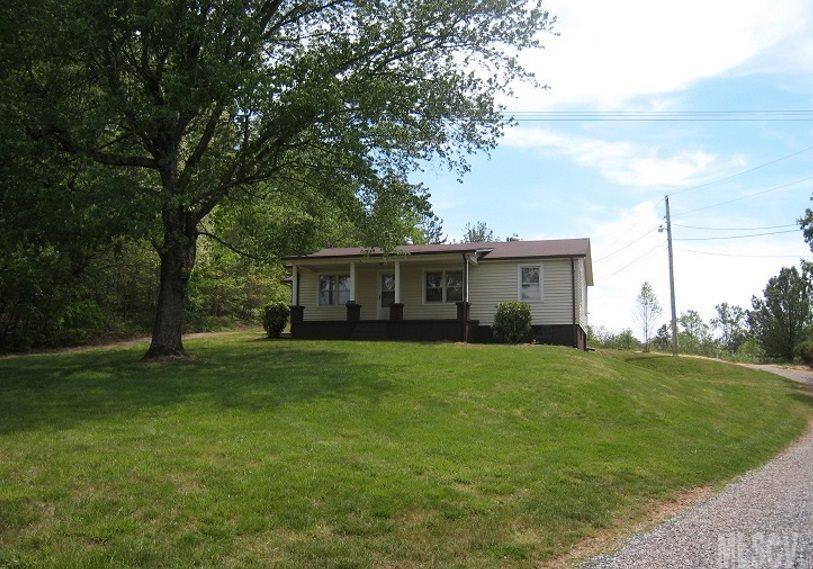 7413 Burke County Line Road Hickory, NC 28602 - Photo 2 of 21 Gallery Image 2