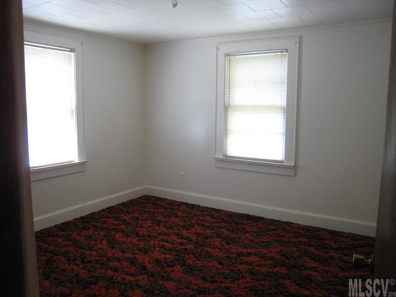 7413 Burke County Line Road Hickory, NC 28602 - Photo 6 of 21 Gallery Image 6