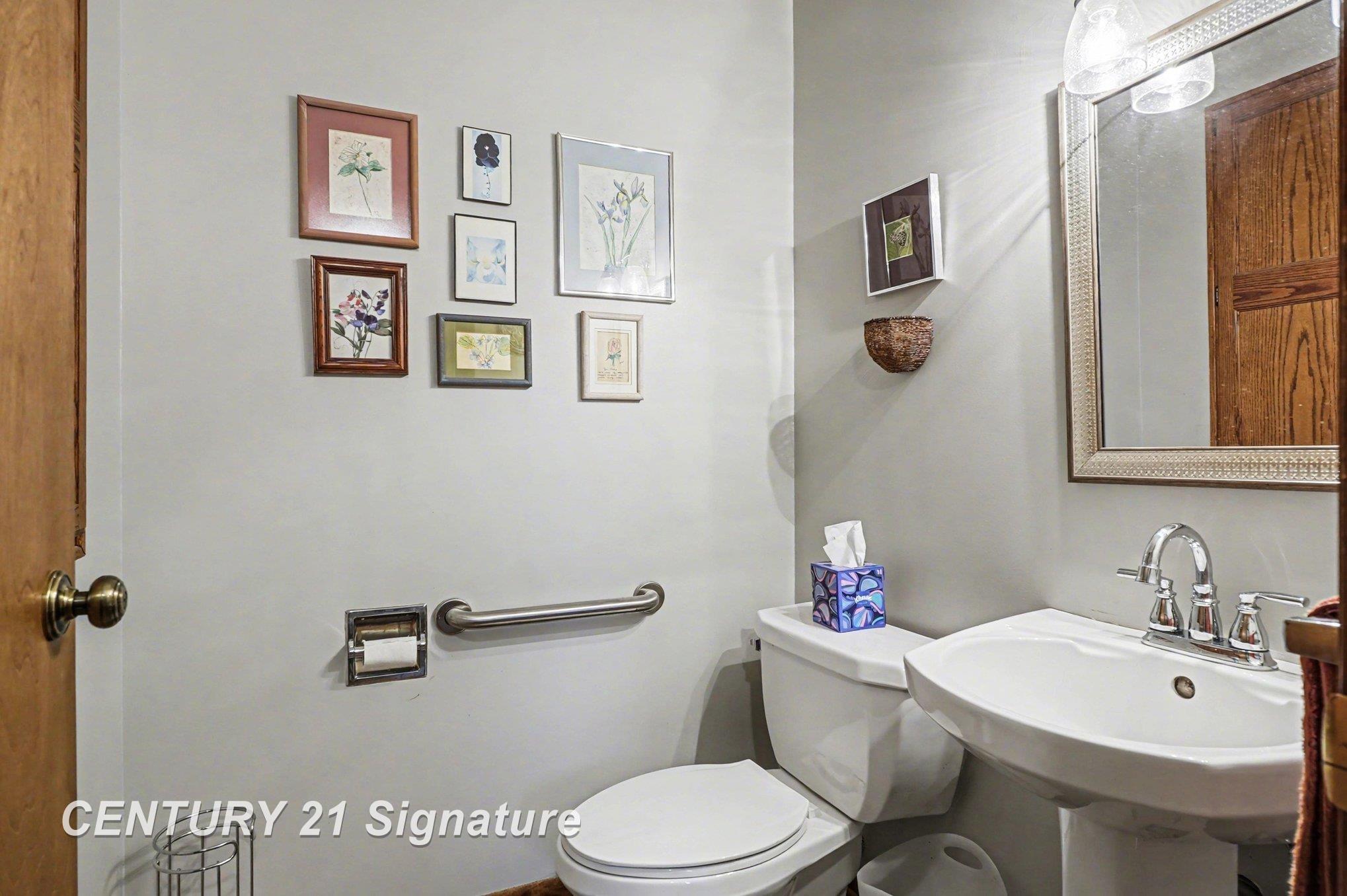 2378 Liberty Road Saginaw, MI 48604 - Photo 12 of 35 Powder Bath