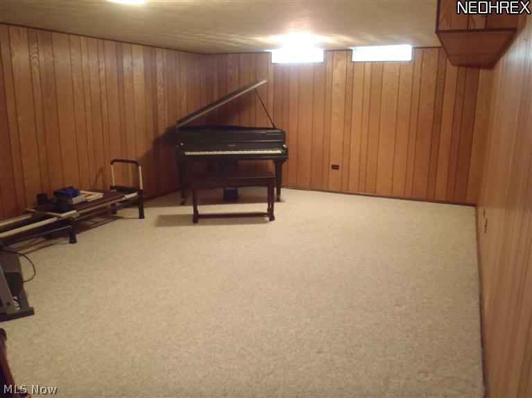 1978 Bremerton Road Lyndhurst, OH 44124 - Photo 13 of 21
