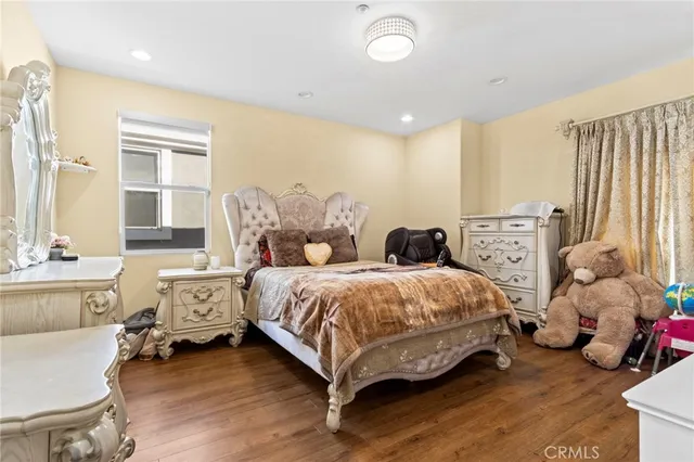 $2,449,000 | 86 Lakeside Drive, Buena Park, CA 90621