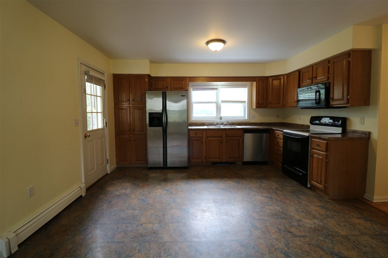 84 Kimball Road Rindge, NH 03461 - Photo 6 of 32