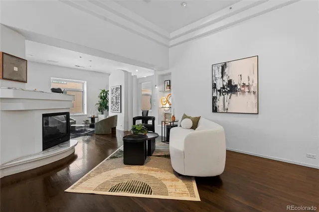 $1,025,000 | 1940 Blake Street, Unit 300, Denver, CO 80202