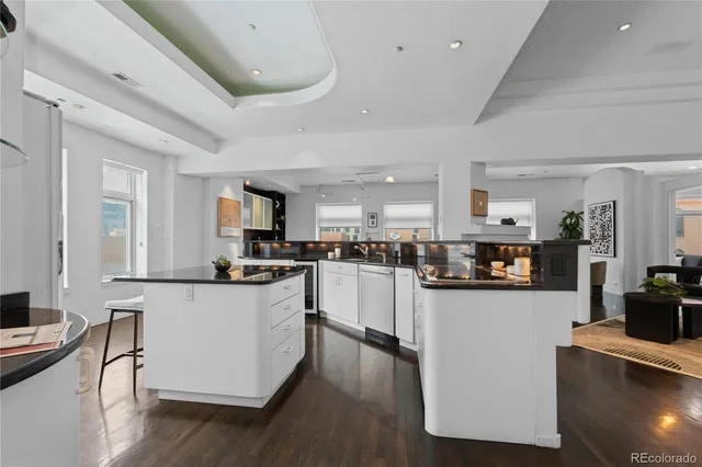 $1,025,000 | 1940 Blake Street, Unit 300, Denver, CO 80202