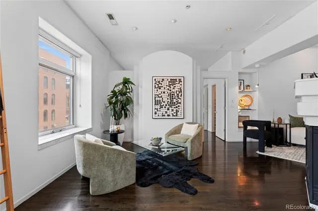 $1,025,000 | 1940 Blake Street, Unit 300, Denver, CO 80202